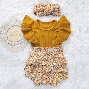Discover the Joy of Dressing Your Little One in Our Flounced Sleeve Triangle Rompers Suit