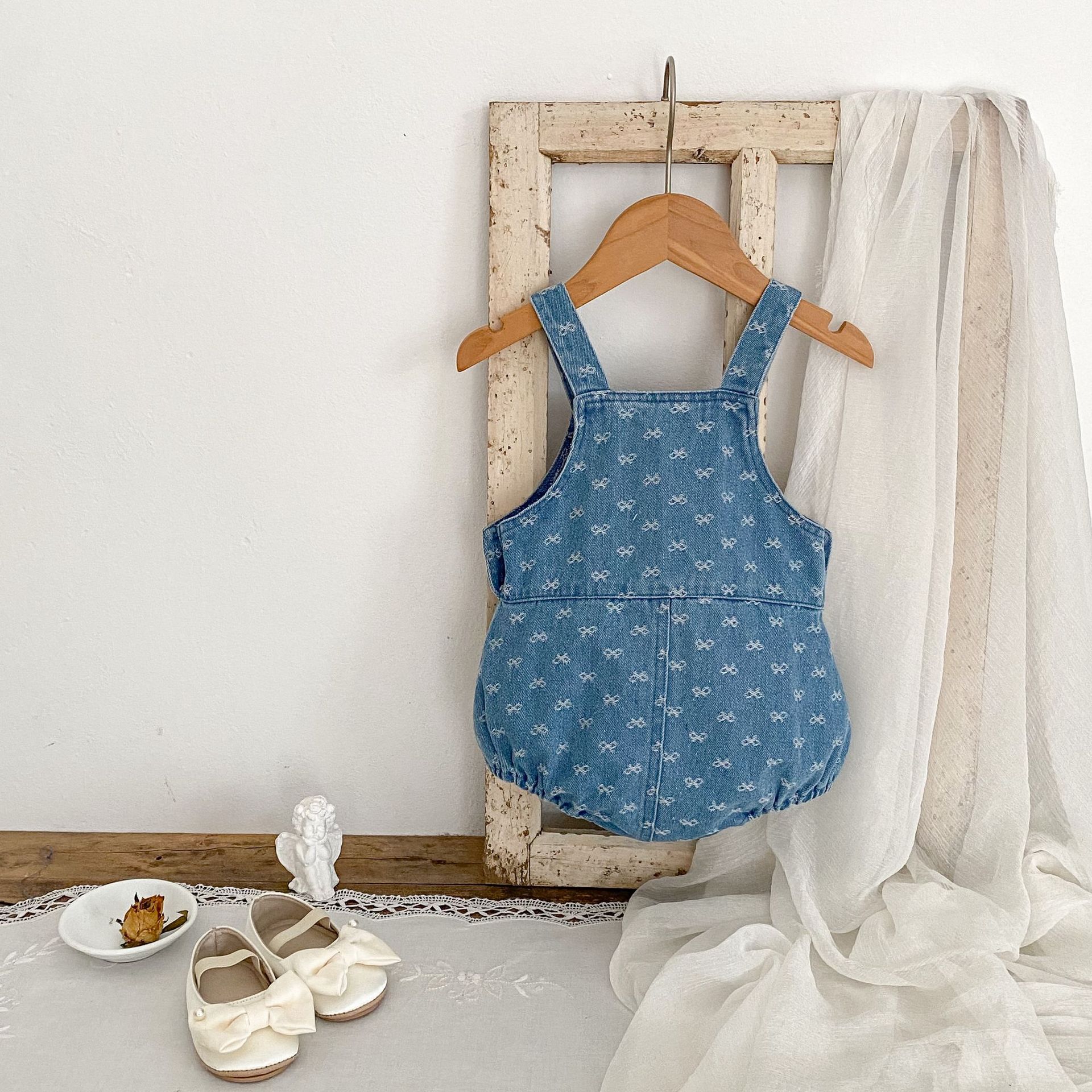 Bow Jacquard Strap Triangle Rompers